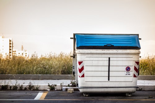 Benefits of professional flat clearance services
