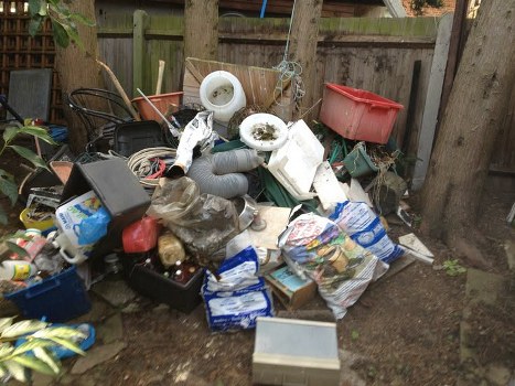 Responsible disposal and recycling during home clearance